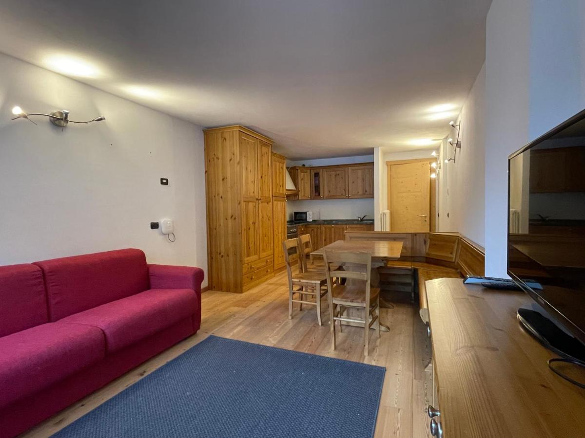 Residence Regina Delle Alpi Санта-Катерина-ди-Вальфурва Экстерьер фото
