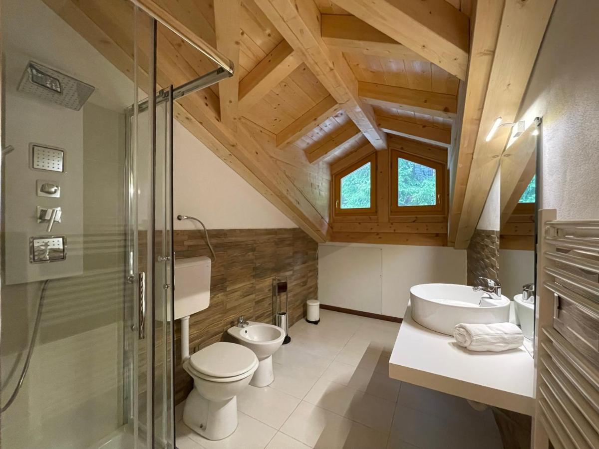 Residence Regina Delle Alpi Санта-Катерина-ди-Вальфурва Экстерьер фото