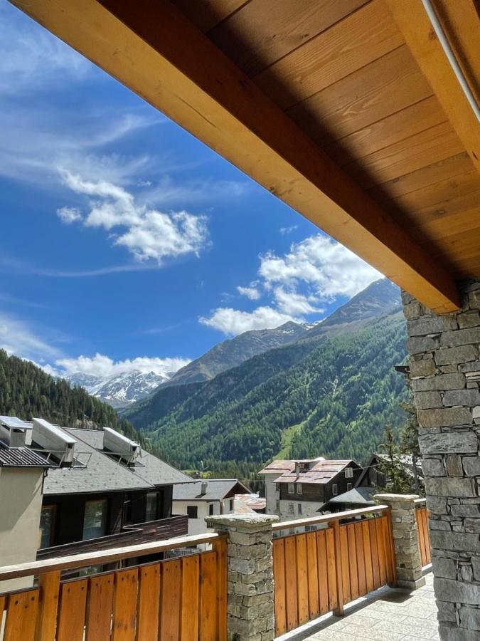 Residence Regina Delle Alpi Санта-Катерина-ди-Вальфурва Экстерьер фото